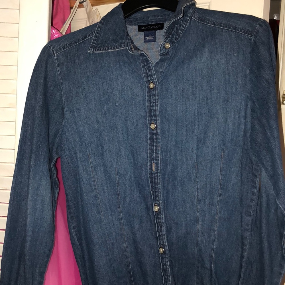 Cute Demi Jean Shirt Never Worn
